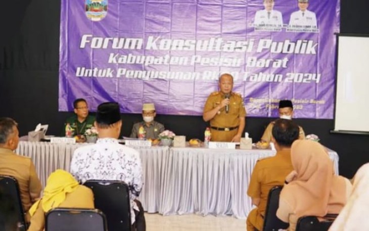 Pemkab Pesibar saat Buka Forum Konsultasi Publik Untuk RKPD Tahun 2024