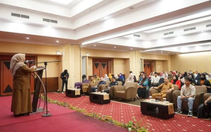 Wali Kota Tanjungpinang, Rahma, dalam sambutannya membuka kegiatan pelatihan Pengembangan Inovasi sub Sektor Kuliner dan Pelatihan Optimalisasi Konten Media Sosial, di hotel Aston Tanjungpinang, Kepri, Senin (6/3/2023).
