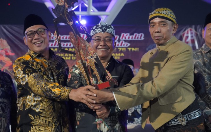 Pagelaran Wayang Kulit HUT Ke-78 TNI di Kota Cilegon