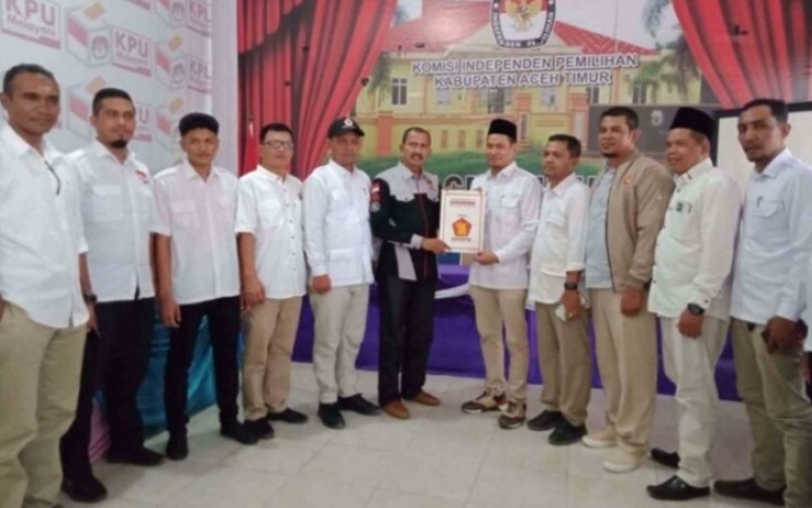 KIP Aceh Timur saat Terima Salinan Berkas dari Bacaleg Partai Gerindra