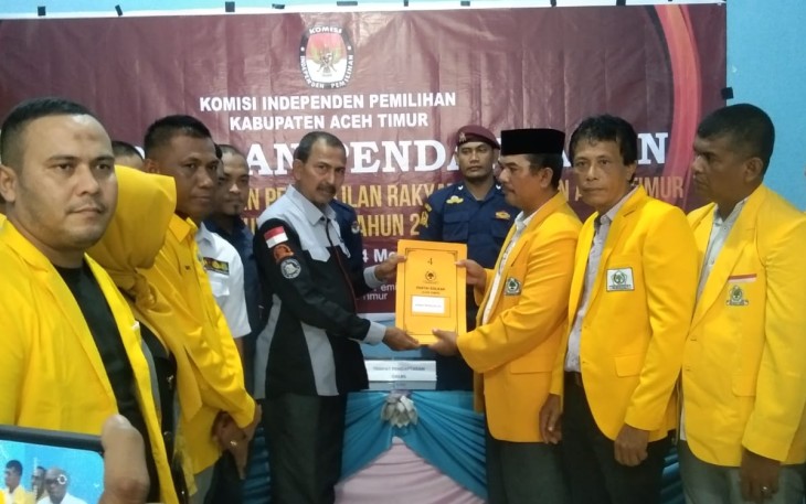 DPD Partai Golkar saat serahkan Berkas Bacaleg Ke Kantor KIP Aceh Timur