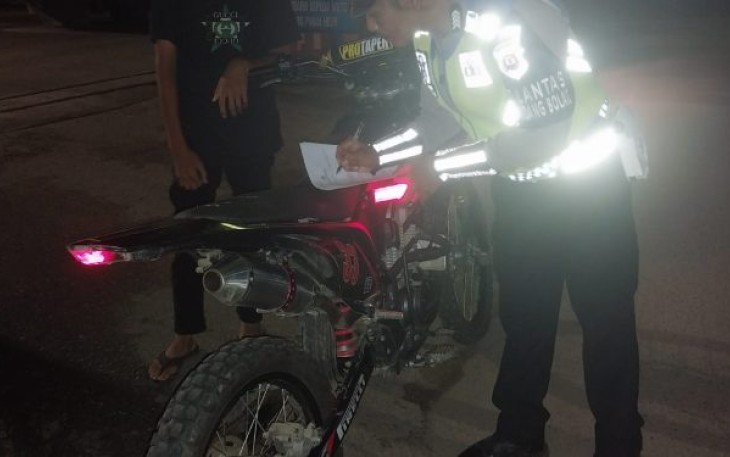 Polsek Padang Bolak Tindak Sepeda Motor Knalpot Blong