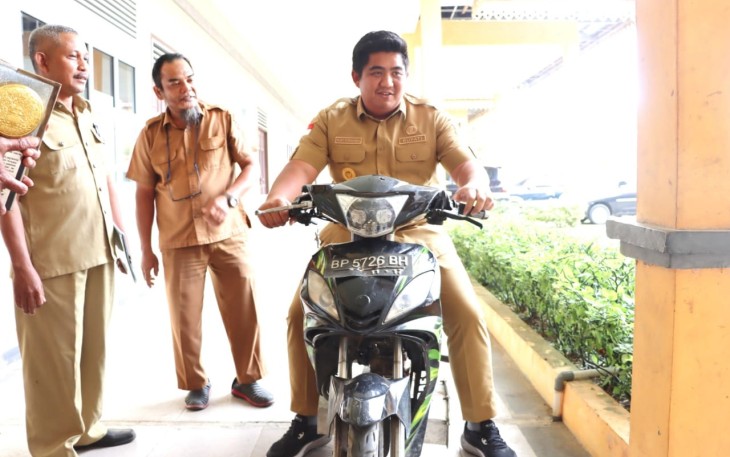 Motor Listrik Karya Pegawai DLH Dapat Pujian Bupati Bintan