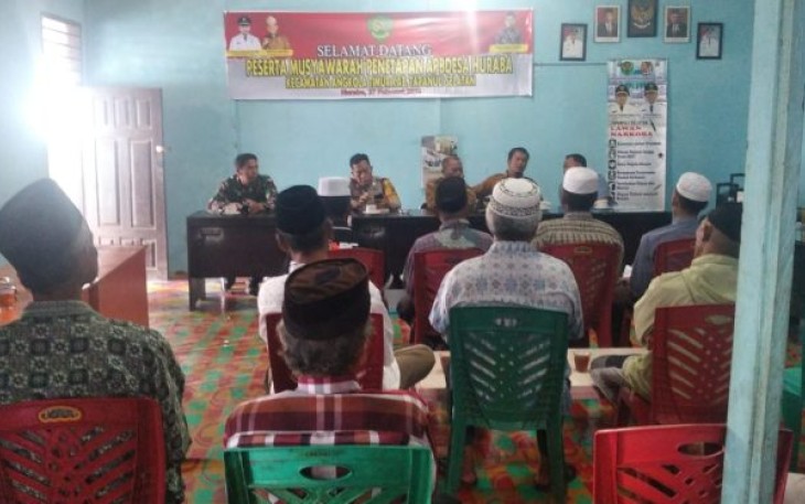 Kepala Desa mengundang kedua belah pihak untuk proses mediasi, pada Selasa (7/3/2023) siang. Mediasi, berlangsung di Kantor Desa Huraba.