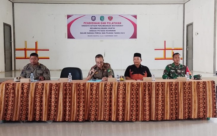 Pelatihan Anggota Satlinmas 