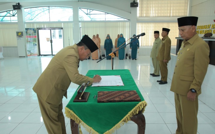 Bupati Asahan Ambil Sumpah/Janji Jabatan Pimpinan Tinggi Pratama, Jabatan Administrator dan Pengawas