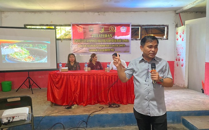Satgas TMMD Kodim 1310/Bitung Gandeng Dinkes Bitung  Sosialisasi Pembuatan Komposer Organik Rumah Tangga