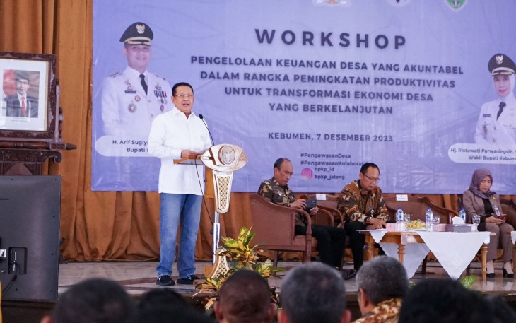 Ketua MPR RI sekaligus Wakil Ketua Umum Partai Golkar Bambang Soesatyo  dalam Workshop 'Pengelolaan Keuangan Desa yang Akuntabel dalam Rangka Peningkatan Produktivitas untuk Transformasi Ekonomi Desa yang Berkelanjutan' yang diselenggarakan Badan Pengawasan Keuangan dan Pembangunan (BPKP) di Kebumen, Kamis (7/12).