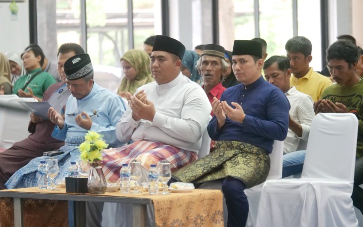 Bupati Bintan Roby Kurniawan bersama Wakil Bupati Bintan Ahdi Muqsith, Rabu (20/09) di Aula Bandar Seri Bentan.
