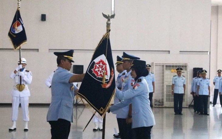 abatan Komandan Lanud Sri Mulyono Herlambang (SMH), Komandan Lanud Maimun Saleh (MUS) dan Komandan Lanud Sugiri Sukani (SKI) diserah terimakan dalam upacara Sertijab yang dipimpin langsung oleh Panglima Komando Operasi Udara I (Pangkoopsud I) Marsda TNI Mohammad Nurdin, yang berlangsung di GOR Antarikshe Makoops Udara I, Kamis (14/12/2023)