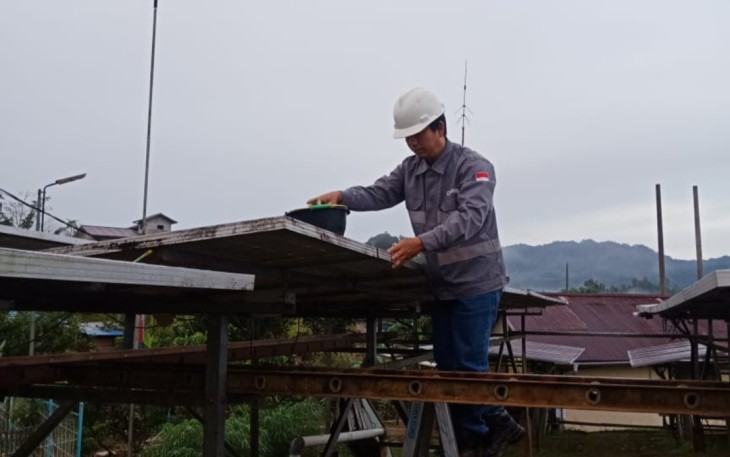 PT PLN (Persero) Unit Induk Distribusi Kalimantan Barat telah berhasil melakukan penyambungan pada 10 sistem Unit Listrik Desa (ULD) menjadi sistem grid pola operasi dari 12 jam menjadi 24 jam pada program dedieselisasi
