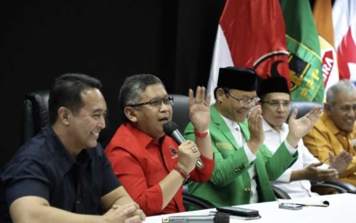 Hasto usai rapat TPN Ganjar Pranomo bersama Ketua Umum Parpol Pendukung di Gedung High End, Kebon Sirih, Jakarta, Rabu (13/9/2023).