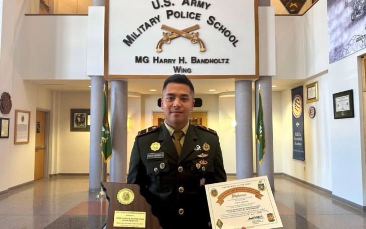 Letda Cpm Yusuf Caesaro Audianto, S.Tr (Han) berhasil menjadi lulusan terbaik United States Army Military Police School di Fort Leonard Wood, Amerika Serikat