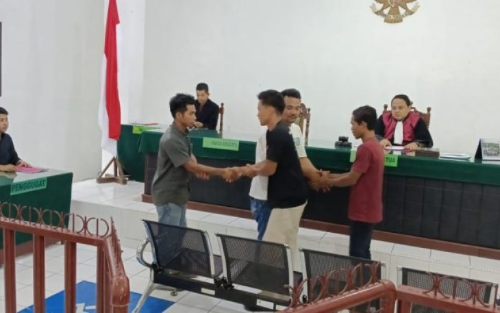 Polsek Padang Bolak Ikuti Sidang Tipiring 2 Kasus Pencurian Sawit