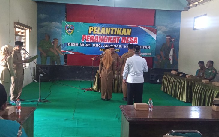  Pelantikan dan Pengambilan Sumpah Perangkat Desa Mlati