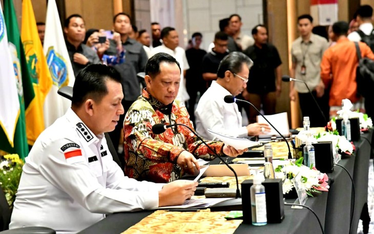 Gubernur Kepulauan Riau H Ansar Ahmad Dampingi Mendagri Pimpin Rakor Pengendalian Inflasi dan Evaluasi APBD TA 2023 Provinsi Kepri