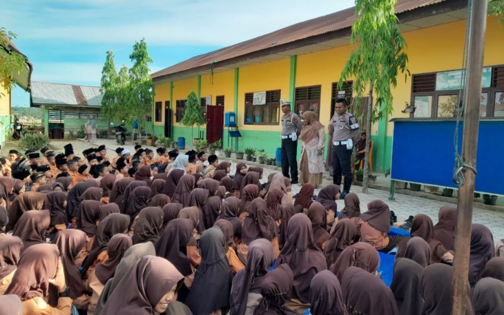 Satlantas Polres Aceh Timur Tanamkan Disiplin Berlalu Lintas Kepada Anak Usia Dini