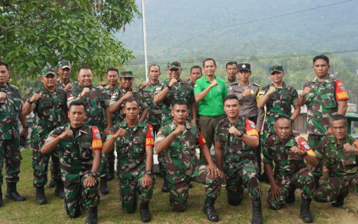 Danrem 121/ABW Kunjungi Koramil 1205/19 Kelam Permai 