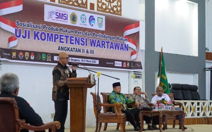 UKW Angkatan II dan III