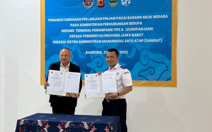 Kemenhub-Pemprov Jabar saat Teken Perjanjian Pinjam Pakai