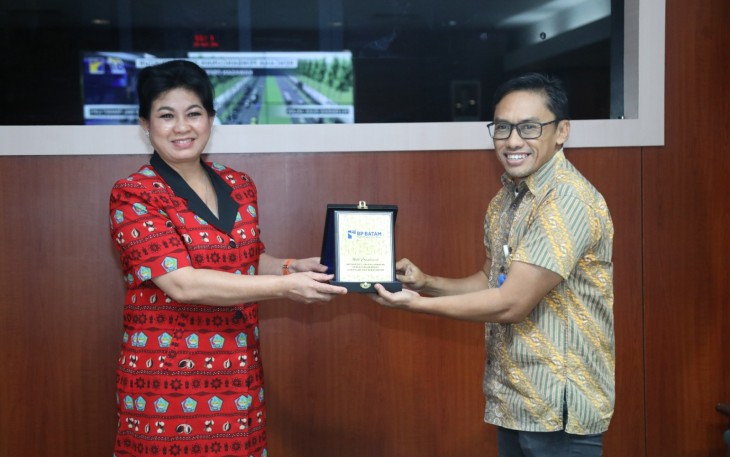 Bupati Kepulauan Siau Tagulandang Biaro Evangelin Sasingen 