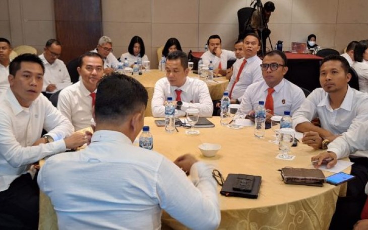 Kasat Reskrim Polres Tapanuli Selatan (Tapsel), AKP Rudy Saputra, SH, MH, menghadiri Focus Group Discussion (FGD) dengan Otoritas Jasa Keuangan (OJK).