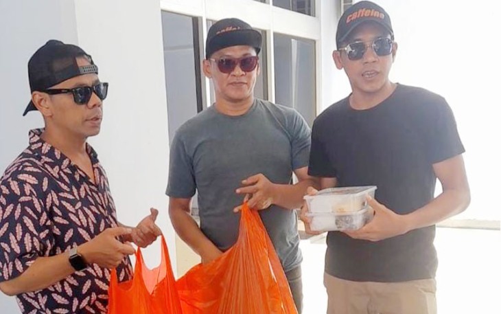 Personel grup band Caffeine Band 