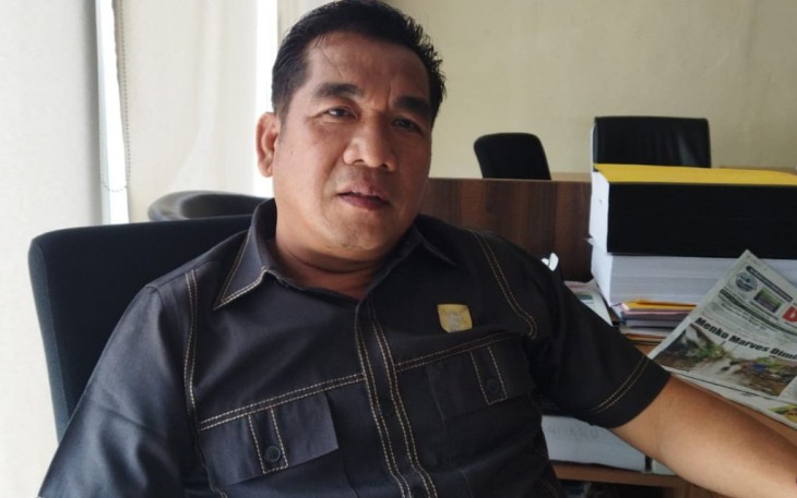 Ketua Komisi IV Edwar Samsi 