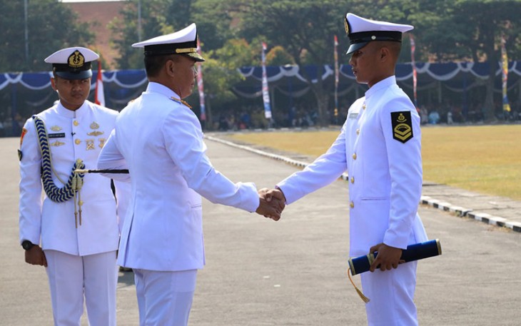 Dankodiklatal Ingatkan Siswa Jangan Berpuas Diri Karena Sudah Jadi Prajurit TNI AL 