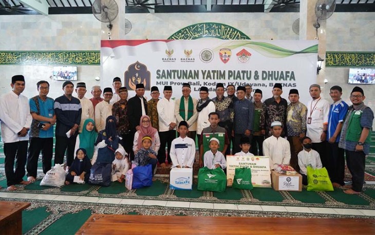 Foto Bersama usai acara