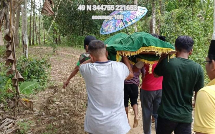 Satgas perbatasan bantu proses pemakaman 