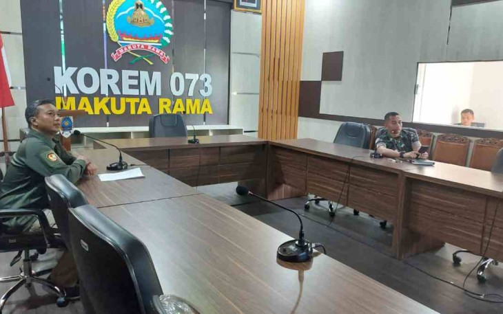 Pengecekan data website Korem 073/Mkt