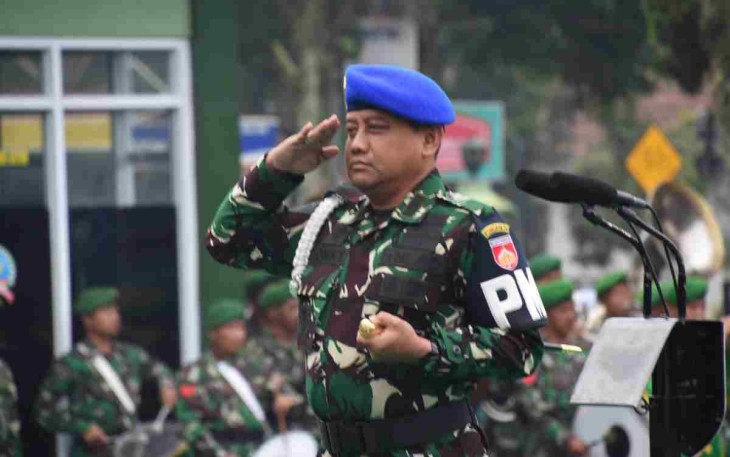 Upacara Bendera di Makorem 073/Mkt