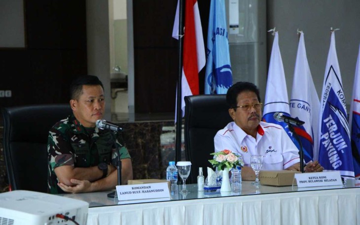 Danlanud Sultan Hasanuddin Marsma TNI David Yohan Tamboto saat memberikan pembekalan 