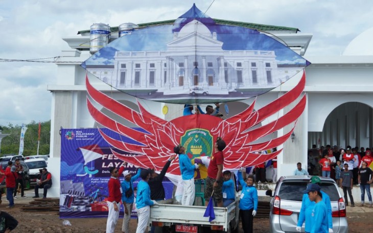Pelaksanaan Festival Layang-layang di Kota Merah Putih Berlangsung Meriah 