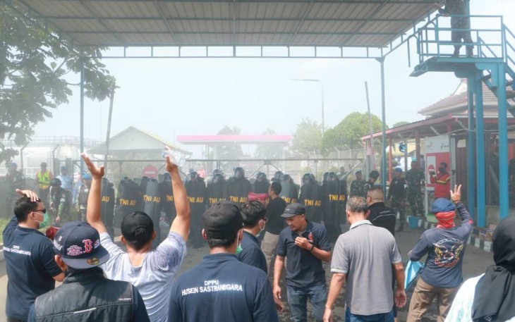 Latihan PPRM personel lanud Husein Sastranegara 