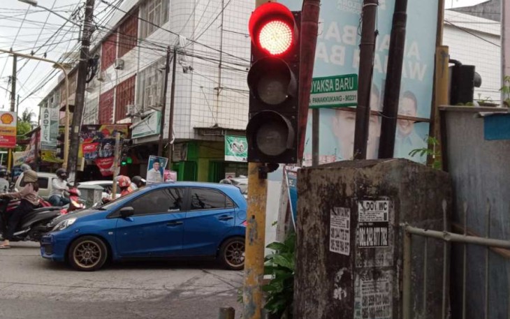 Traffic light di Kota Makassar 