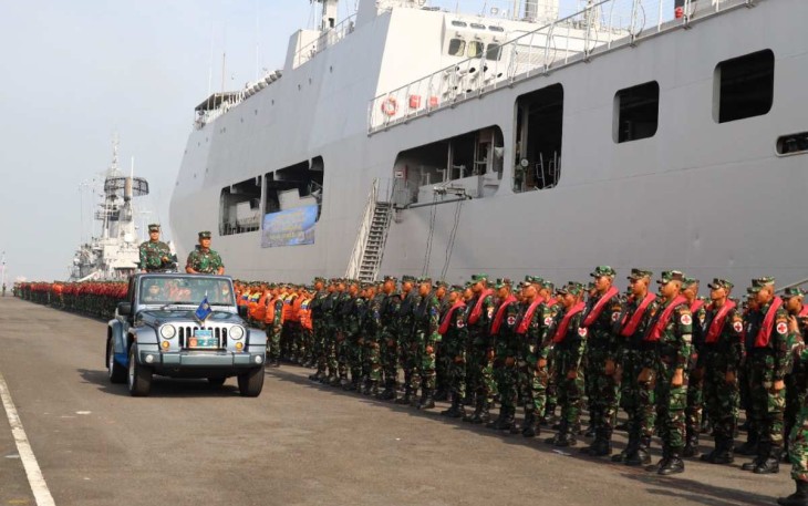 Dankodiklatal Letjen TNI (Mar) Suhartono pengecekan siswa Dikmaba dan Dikmata TNI AL
