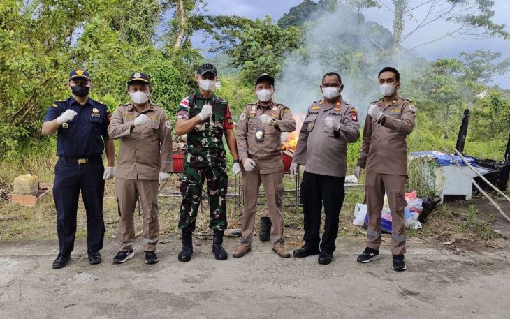 Pemusnahan Media Pembawa HPHK & OPTK