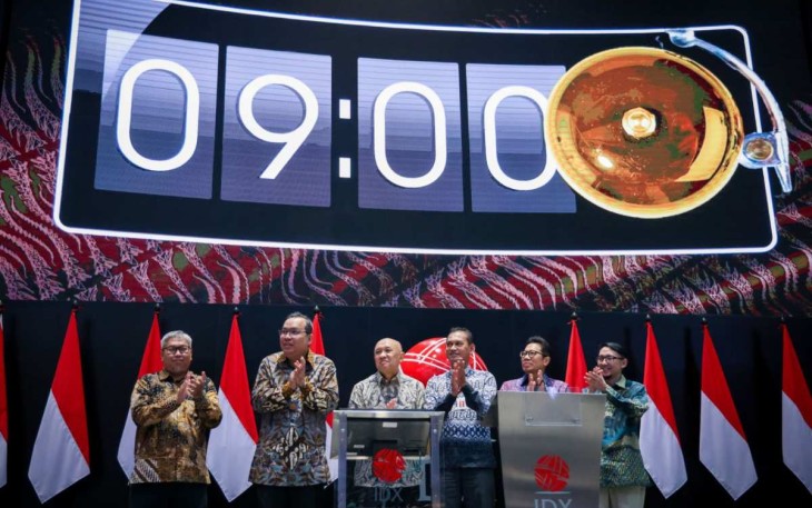 MenkopUKM Teten Masduki saat MoU BEI di Jakarta 