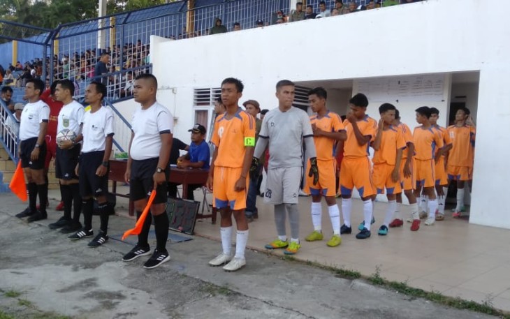 Bupati Labuhan Batu Buka Liga Poskab U22 di Stadion Binaraga 
