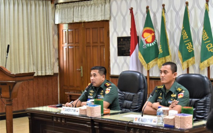 Danrem 071/Wijayakusuma Kolonel Czi Mohammad Andhy Kusuma saat memberikan pengarahan, Rabu (5/7) 