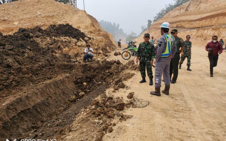 Danrem 081/DSJ Kolonel Inf H. Sugiyono tinjau proyek strategis nasional di Kabupaten Tulungagung, Rabu (2/8)