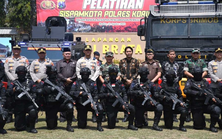 Danrem 081/DSJ Kolonel Inf H. Sugiyono hadiri Pelatihan Sispam Kota, Kamis (31/8)