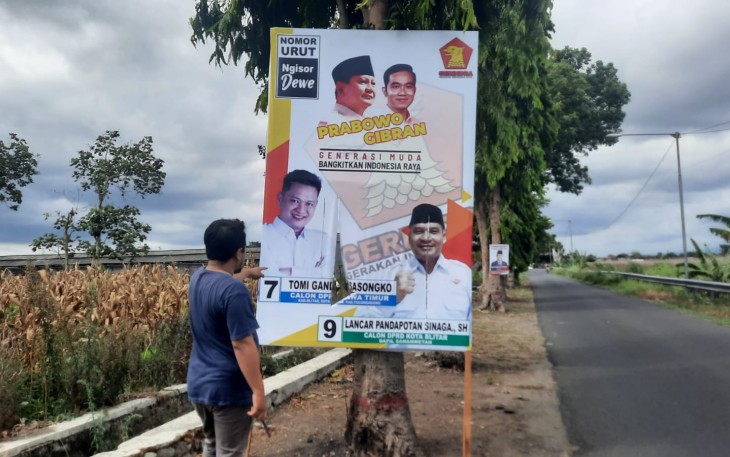 APK Caleg Partai Gerindra Dirusak Orang Tak Dikenal