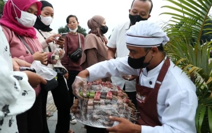 Camilan Marshmellow laris manis berkat lapak Ganjar