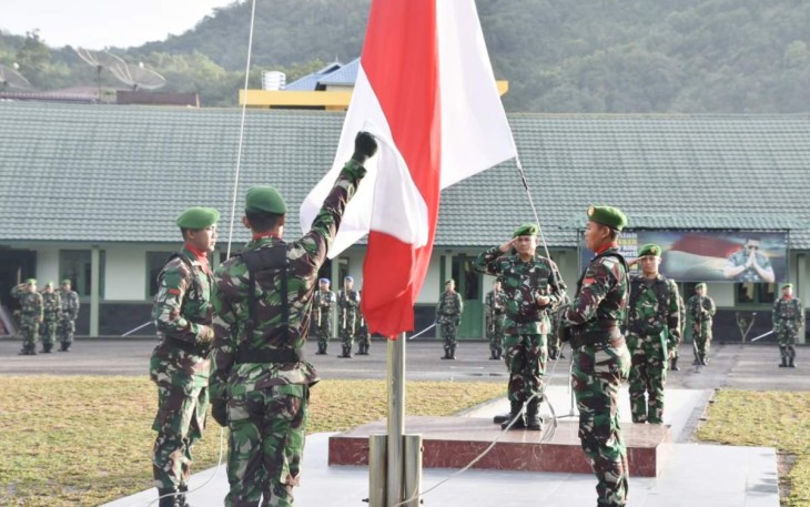 Upacara bendera prajurit Korem 023/KS