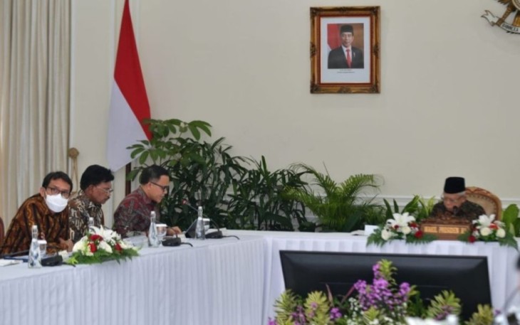 Wapres RI KH Ma'ruf Amin saat memimpin rapat di Jakarta, Kamis (12/1)