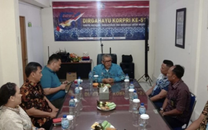 Kadiv Keimigrasian Ujo Sujoto saat memberikan pengarahan di Kanim Cilegon 