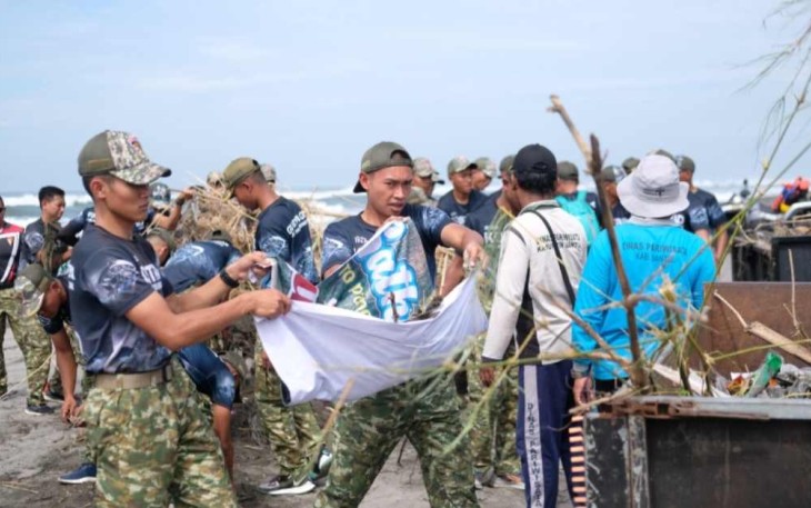 Karya bakti prajurit Yonarmed 11 Kostrad 